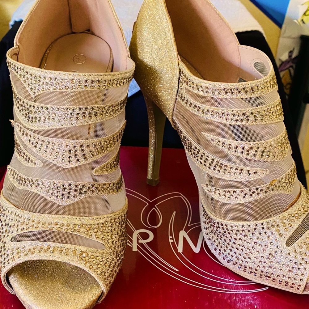 MODA HEELS CHAMPAGNE